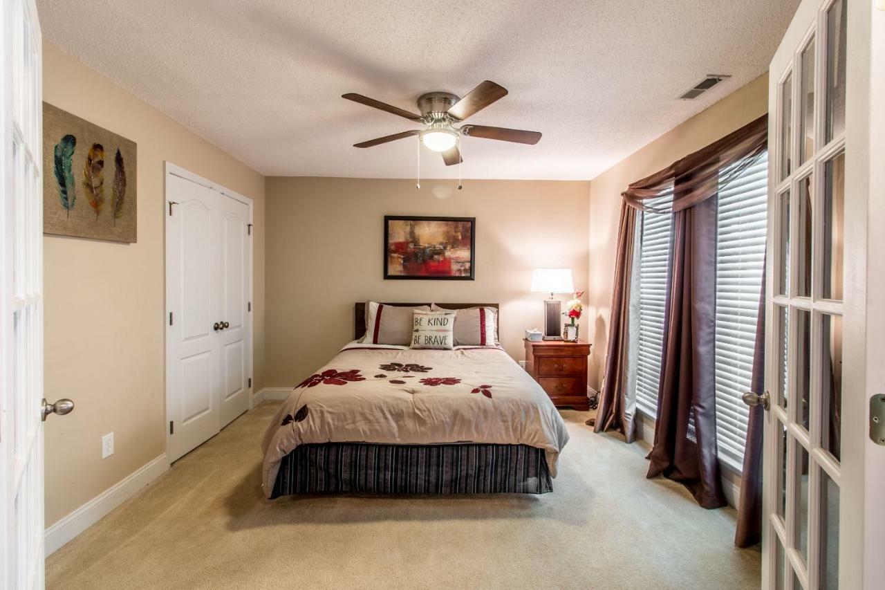 Villa Rockett! Your Sweet Home Away From Home! Huntsville Exteriör bild